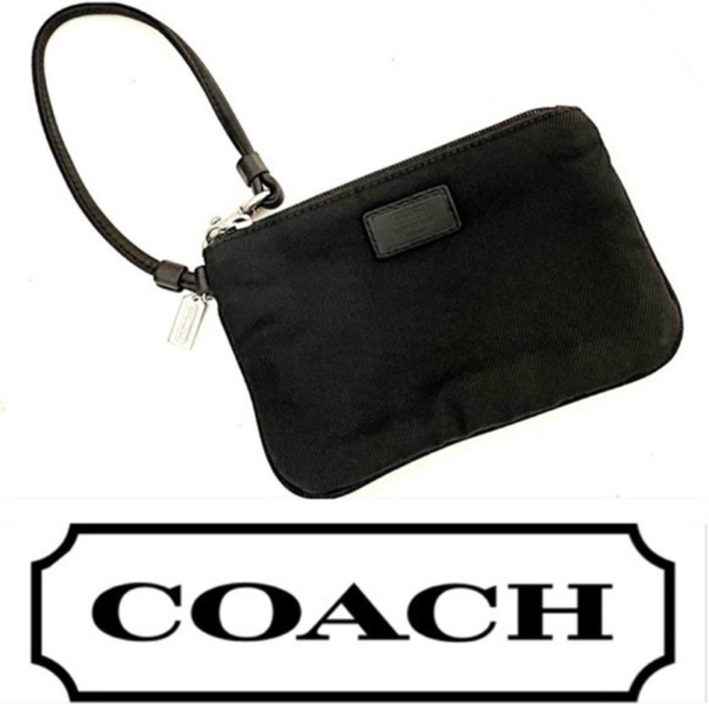 Coach Wristlet - Small Purse - Mini Bag!